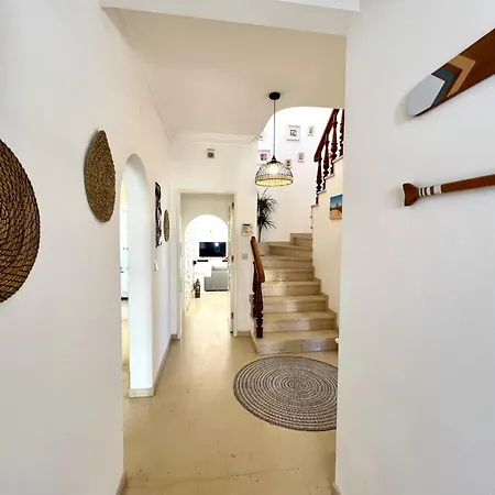 Villa Brightness With Pool By Homing