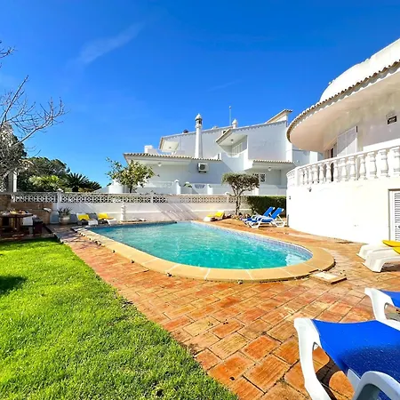 Villa Brightness With Pool By Homing