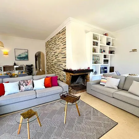 Villa Brightness With Pool By Homing *