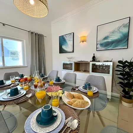 Villa Brightness With Pool By Homing *