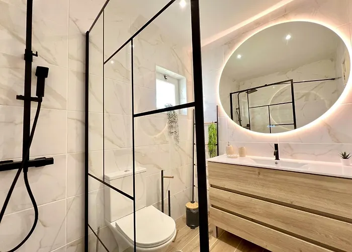 Brightness With Pool By Homing Villa *