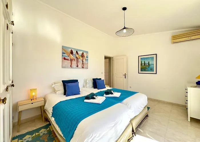 Brightness With Pool By Homing * Vilamoura